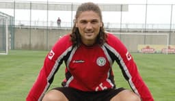 Uşakspor, eski futbolcusuna devredildi! 20 Milyon TL'lik borcu üstlendi 