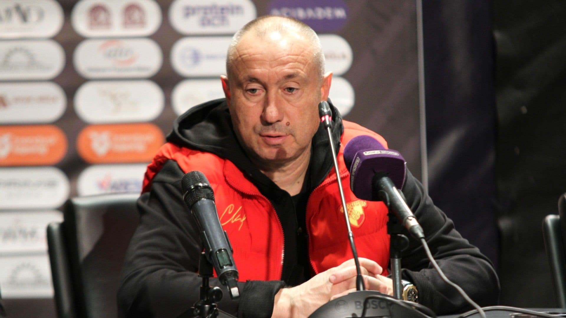 Göztepe Teknik Direktörü Stanimir Stoilov: "Organizasyon anlamında iyi bir Göztepe vardı"