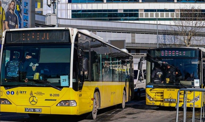 Fenerbahçe taraftarı, RAMS Park'a hareket etti