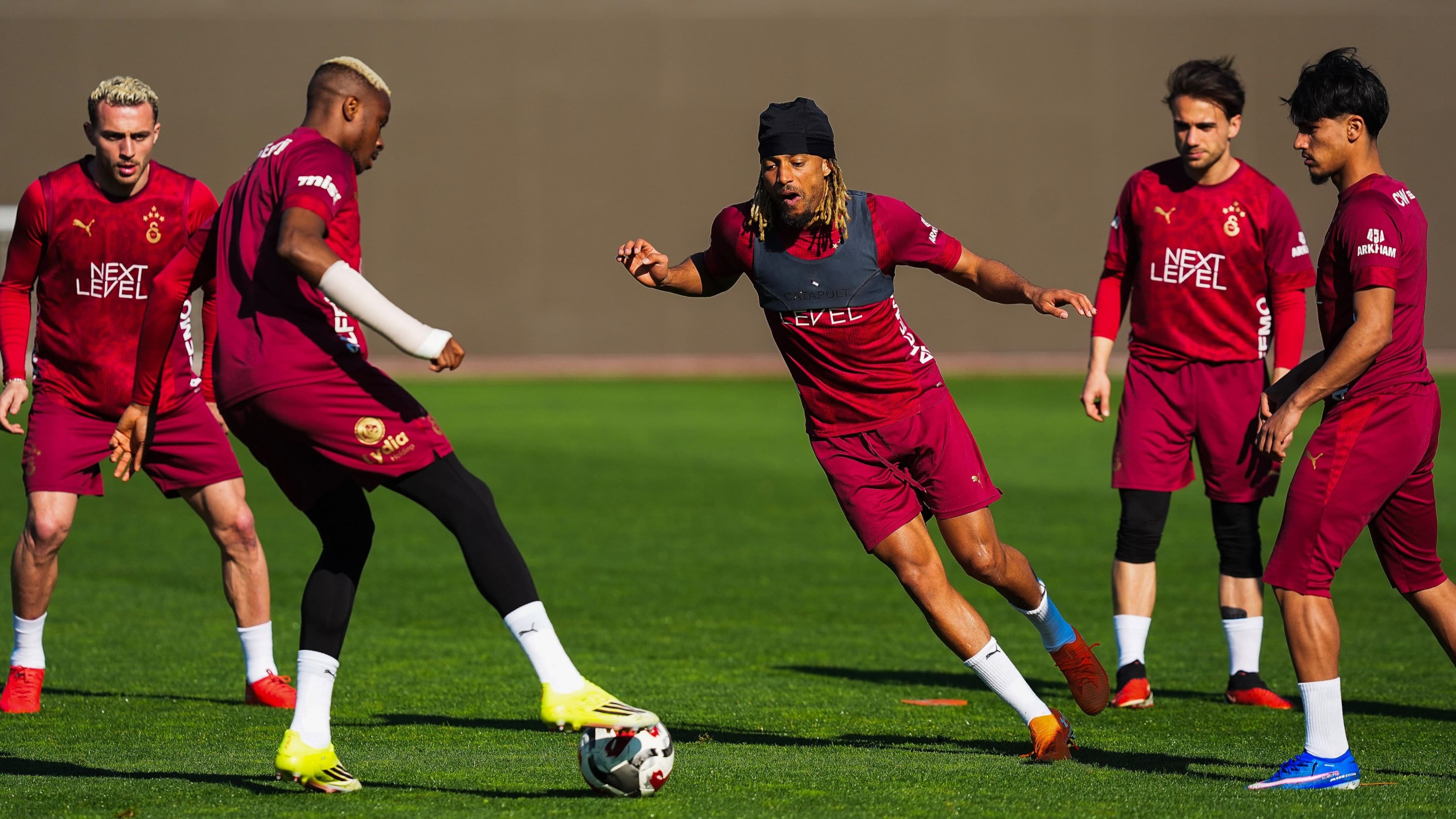 Galatasaray'ın Fenerbahçe derbisi öncesi antrenman çalışması