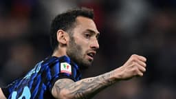 Inter'den Hakan Çalhanoğlu kararı! Sözleşmesi...