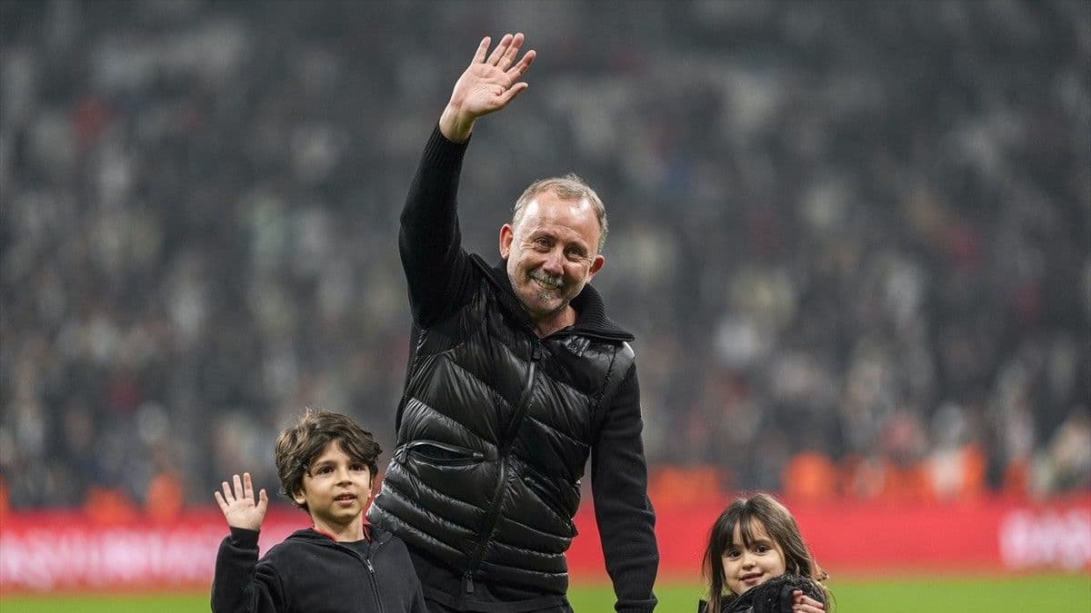 Sergen Yalçın: "Beşiktaş camiasının bunu iyi bilmesi gerekiyor!"
