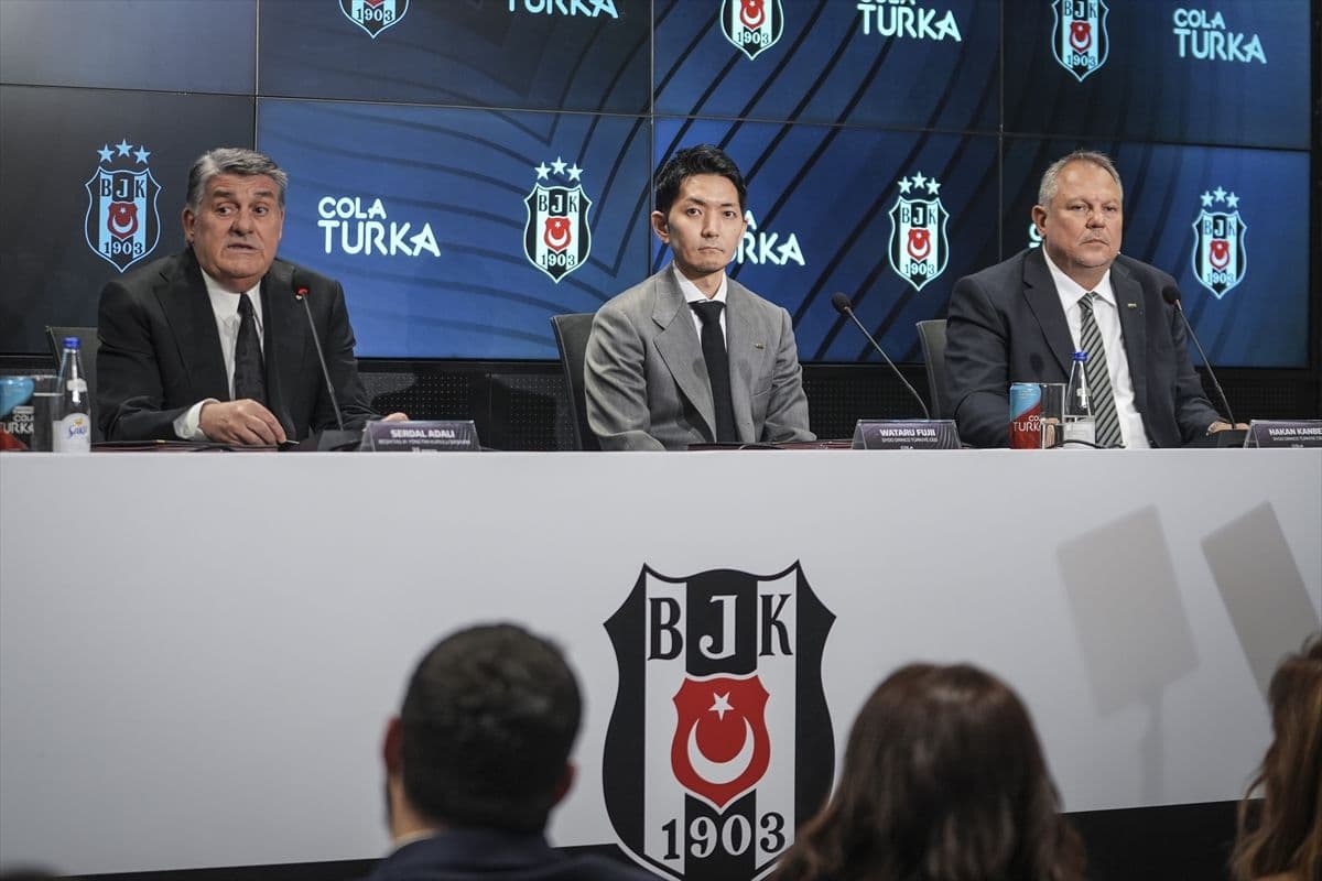 Beşiktaş - Cola Turka sponsorluk anlaşması