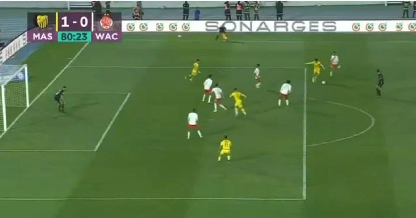 Bu gol ayakta alkışlanır! Faslı futbolcu Driss El Jabli'nin Rabona golü sosyal medyada gündem oldu