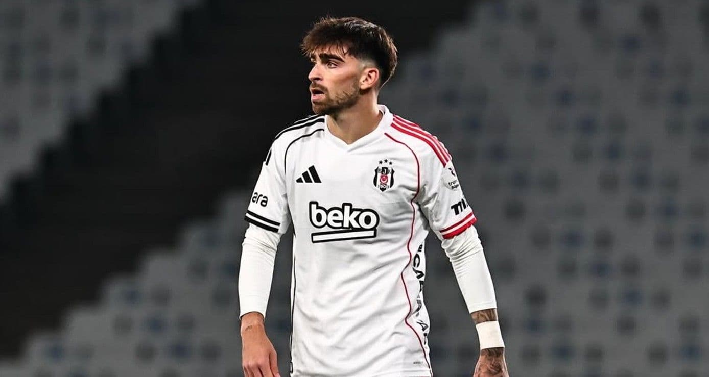 Beşiktaş'ın Portekizli futbolcusu Jota Silva, takımdaki geleceğiyle ilgili konuştu