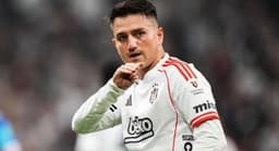Beşiktaş'ta Fenerbahçe'den satın alma opsiyonuyla kiralanan Cengiz Ünder için kesin karar belli oldu