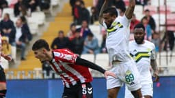 Esenler Erokspor, Sivasspor'un serisini bitirdi