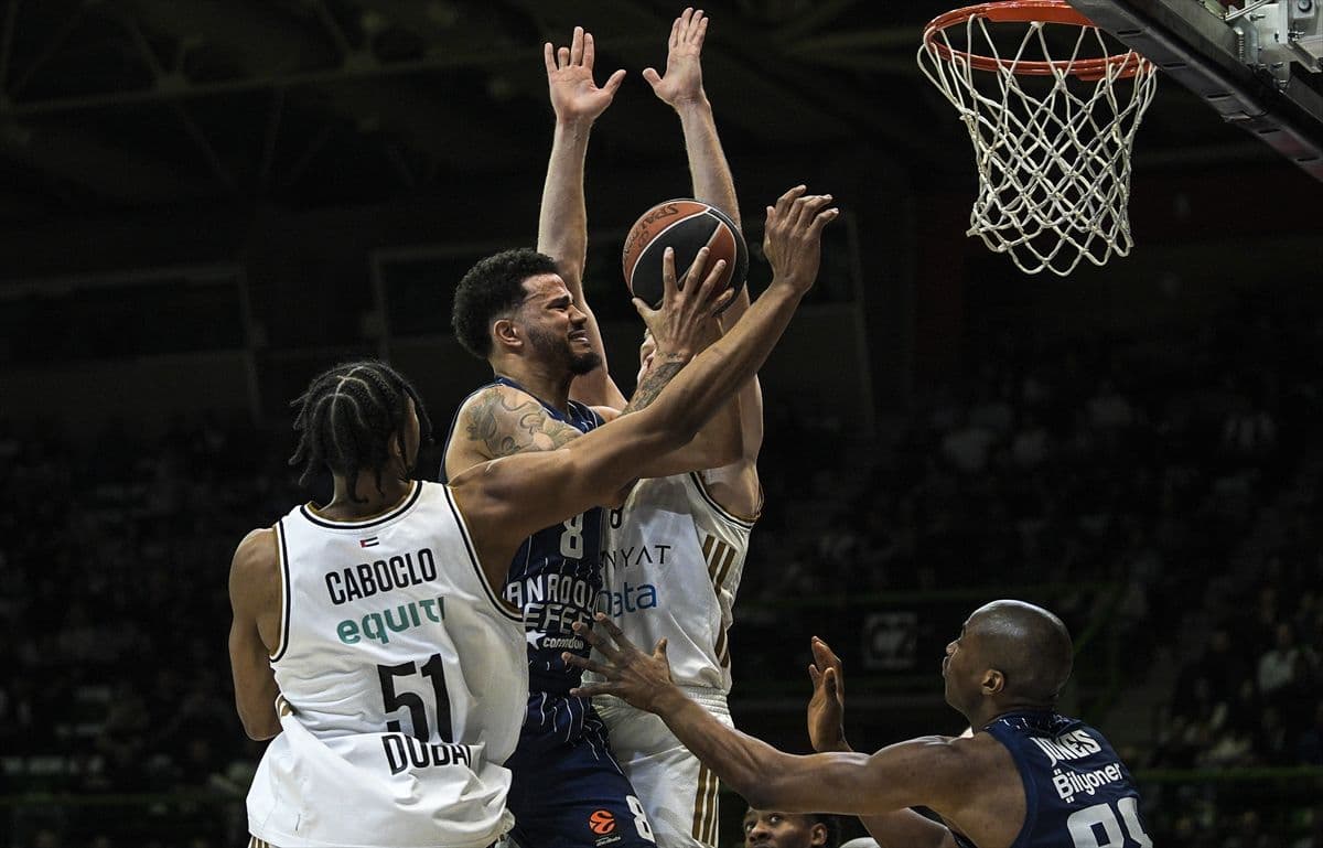 Dubai Basket - Anadolu Efes maçı