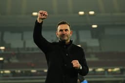 Galatasaray'ın derbi güvencesi Okan Buruk! Fenerbahçe'ye sadece iki kez kaybetti