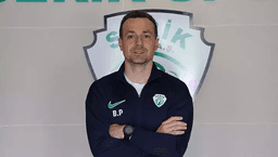 Serikspor Teknik Direktörü Petrovic: "20 dakika sahada yoktuk"