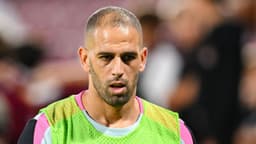 Fenerbahçe'nin eski futbolcusu Islam Slimani'nin sözleşmesi feshedildi