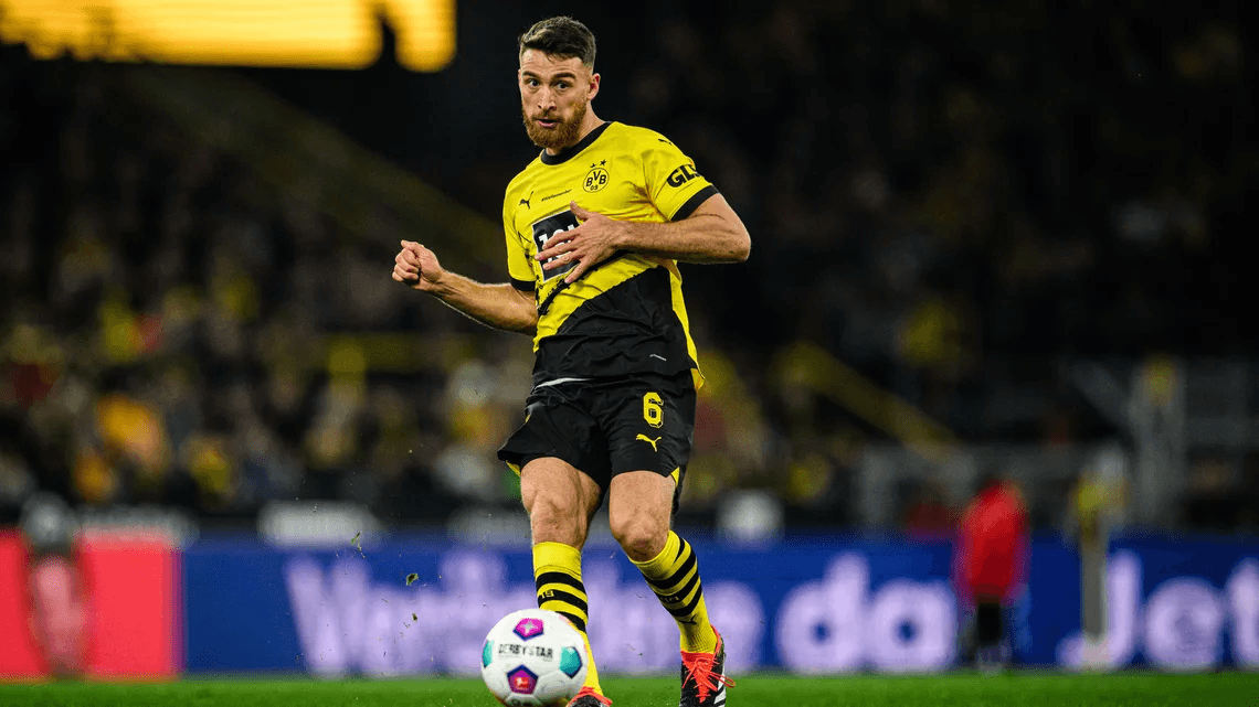 Borussia Dortmund'un milli futbolcusu Salih Özcan