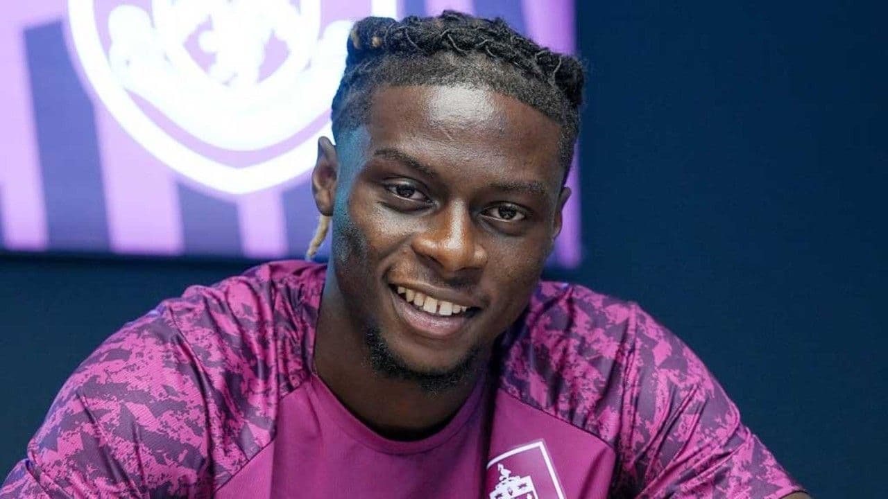 Galatasaray'dan fırsat hamlesi: Hedef düşen Burnley'den Ugochukwu