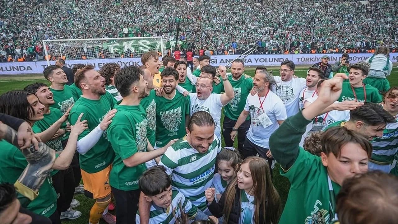 Bursaspor şampiyonluk kutlaması