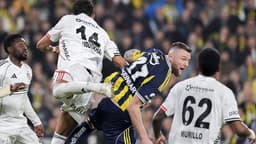 Beşiktaş'ta Amir Murillo hastaneye götürüldü!