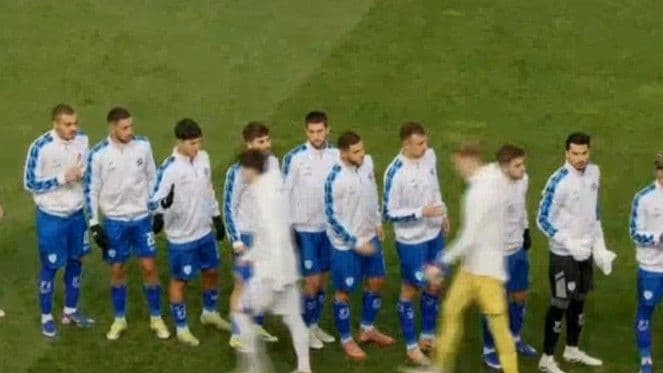 Bosna Hersek oyuncuları, İsrailli futbolcuların elini sıkmadı