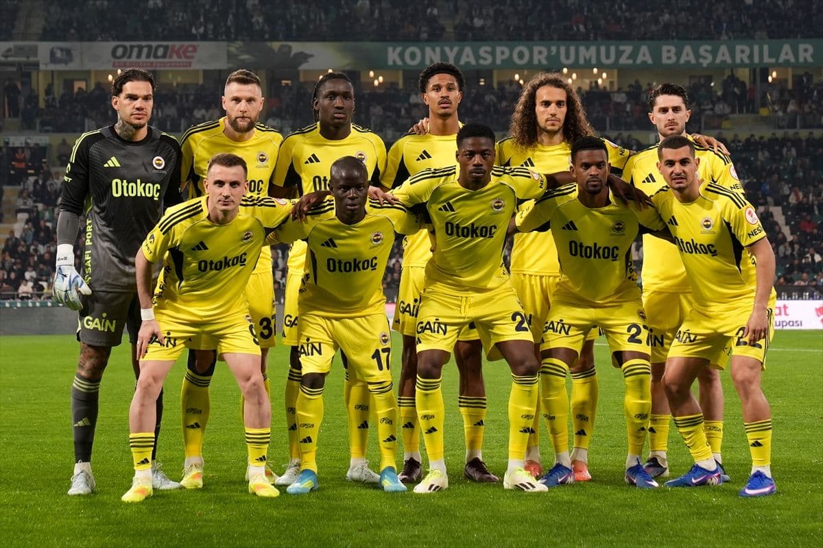 Fenerbahçe'nin Hollandalı stoperi Oosterwolde'ye İtalya'dan talip çıktı