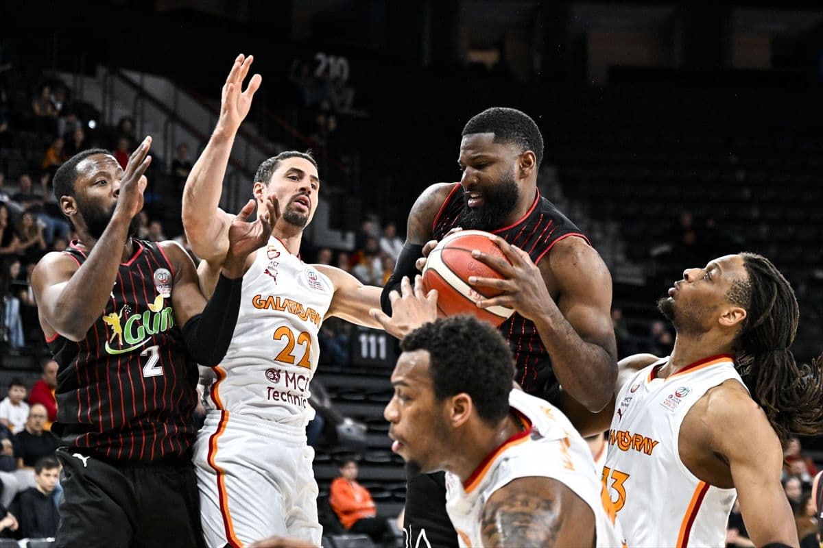 Galatasaray MCT Techinc - Glint Manisa Basket maçı