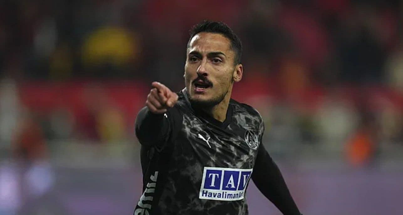 Beşiktaş transferde, Trabzonspor'un da ilgilendiği Alanyasporlu İbrahim Kaya için devreye girdi