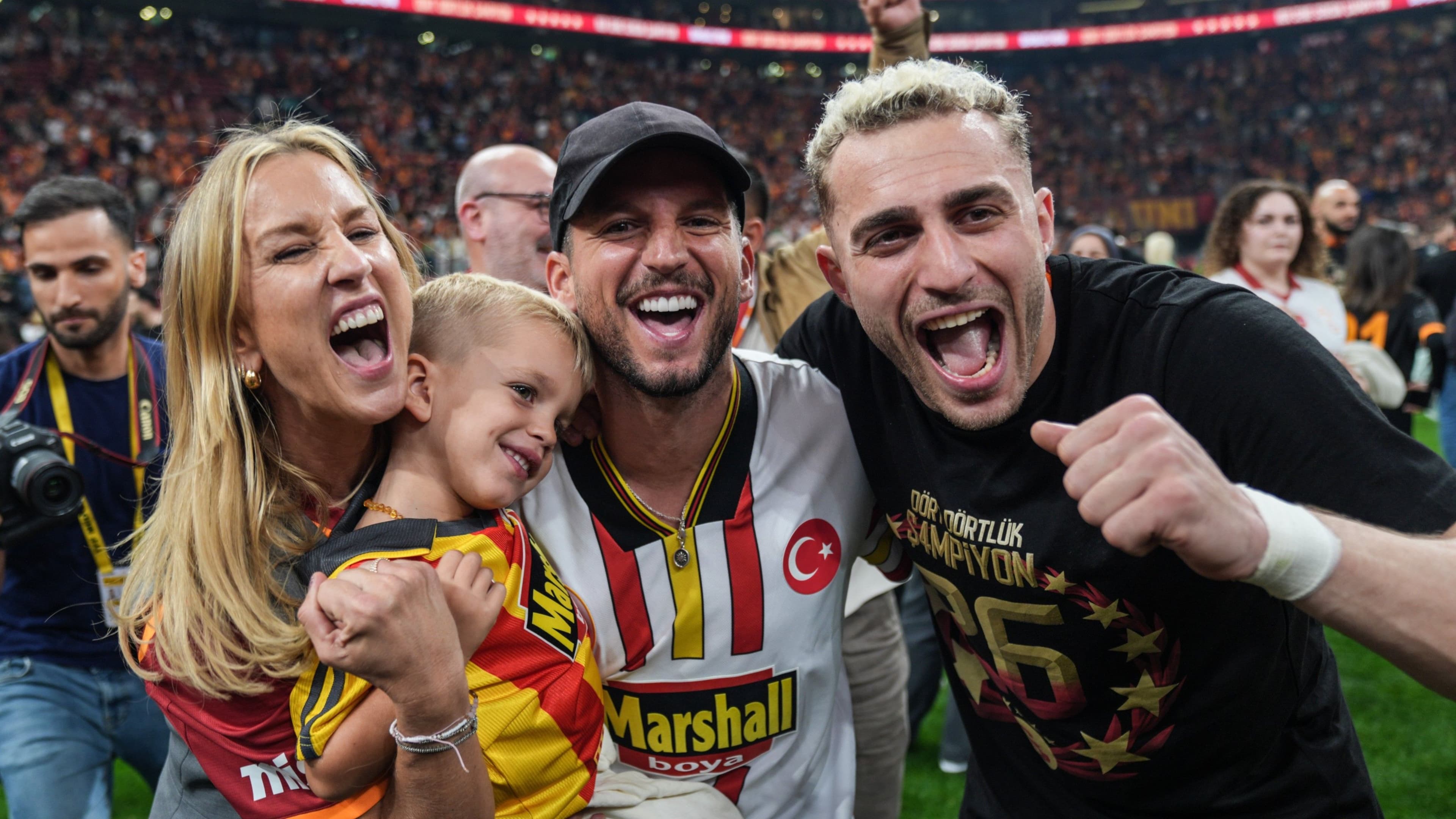 Dries Mertens ve&nbsp;Barış Alper Yılmaz