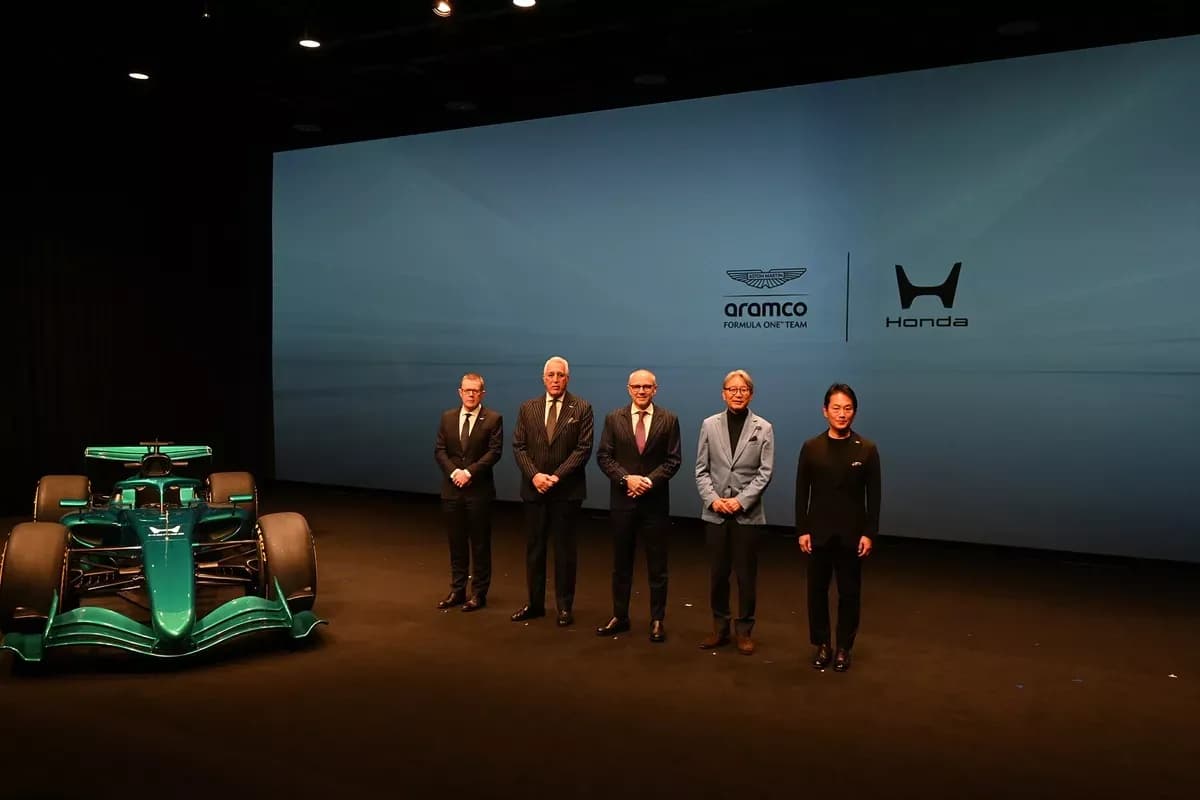 Stefano Domenicali, Lawrence Stroll, Toshihiro Mibe Honda CEO, Koji Watanabe, HRC CEO