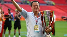 Hull City - Middlesbrough maçı bitti, Acun Ilıcalı kendini tutamadı