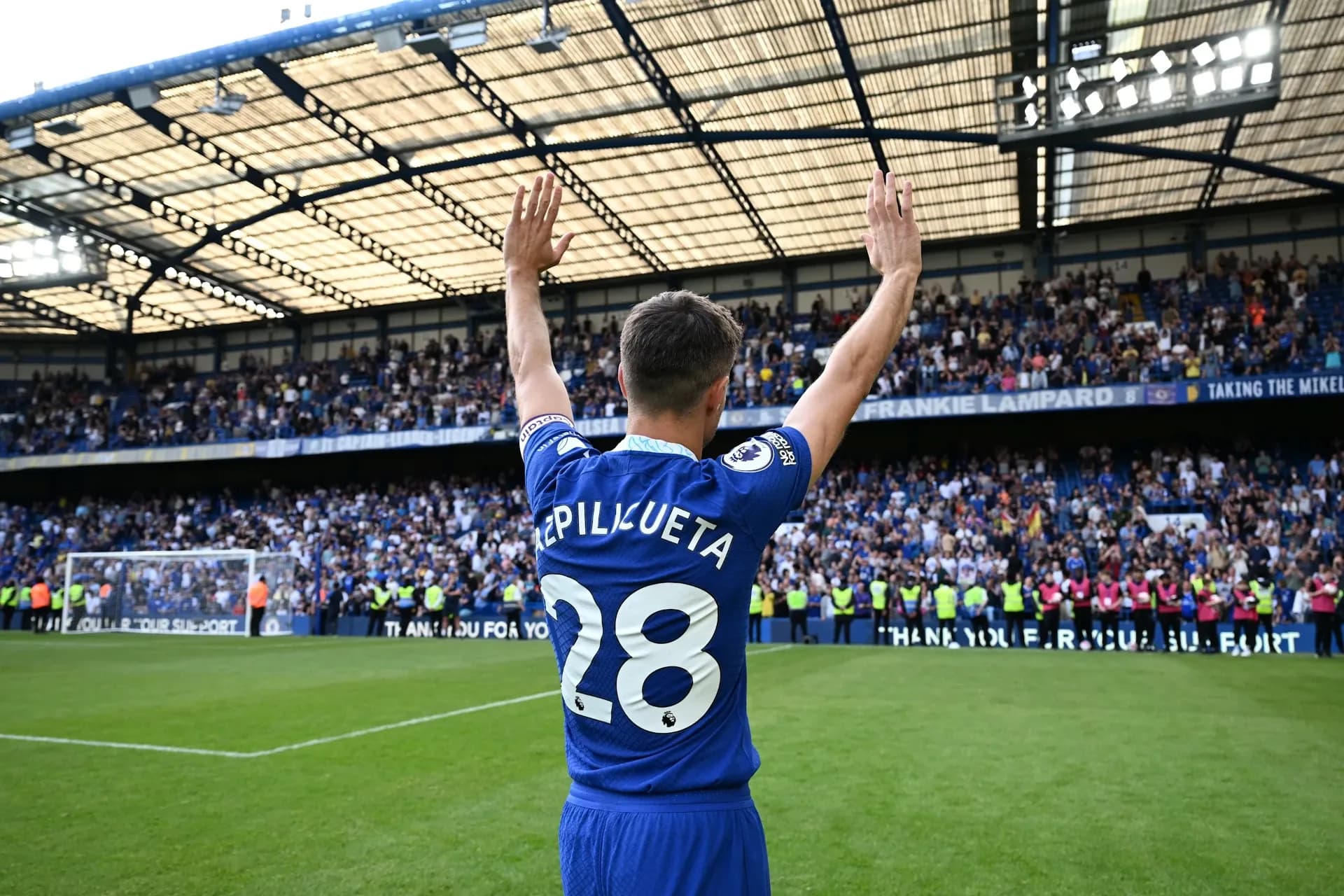 Cesar Azpilicueta'dan veda kararı! Futbol kariyerini bitiriyor