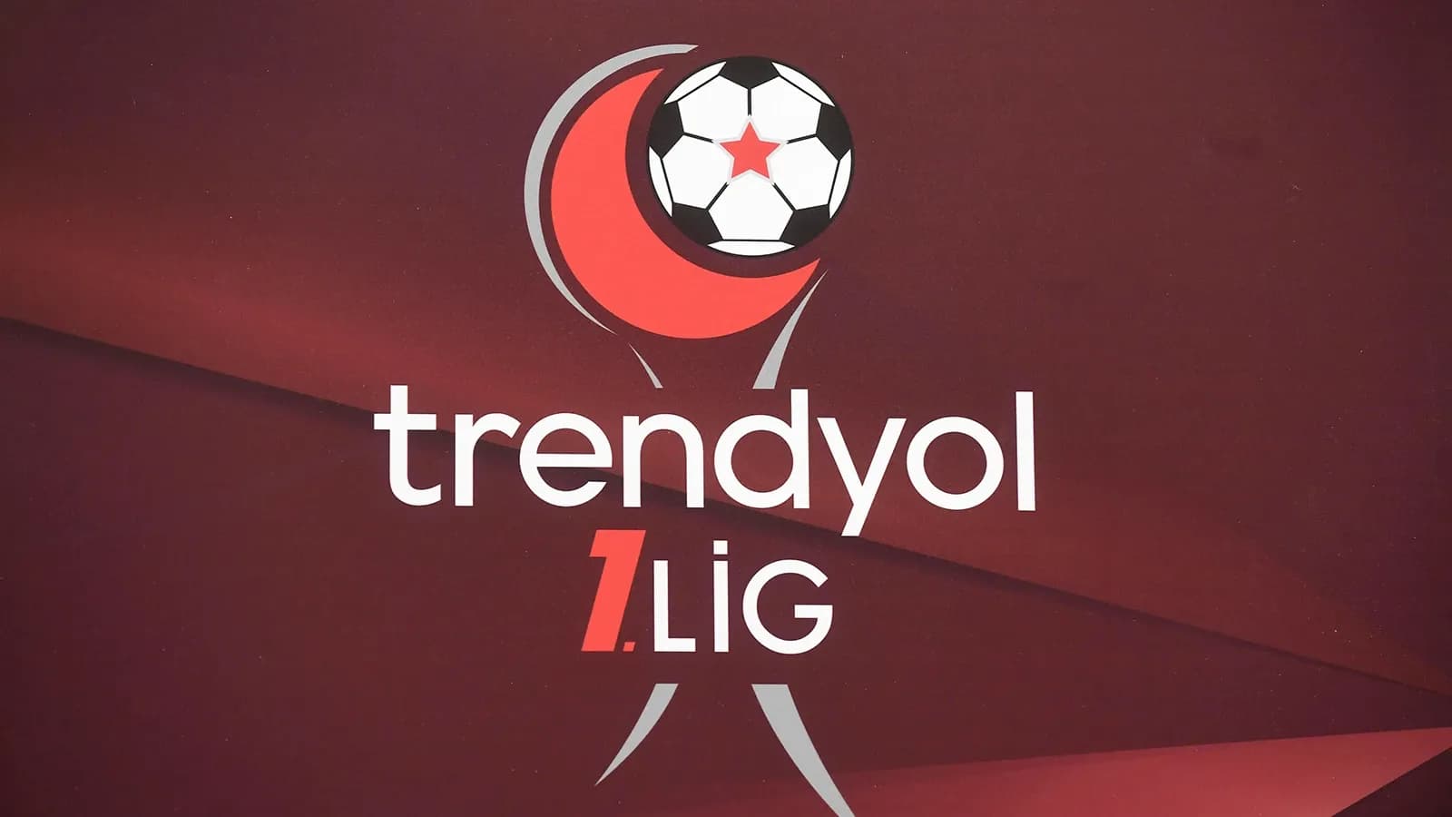 TFF 1. Lig’de teknik direktör kıyımı! Sadece 4 takım...