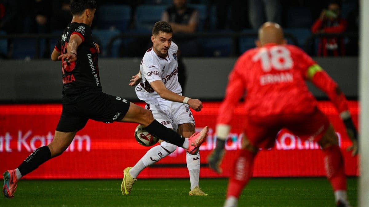 Eryaman'da muhteşem geri dönüş! Trabzonspor finalde