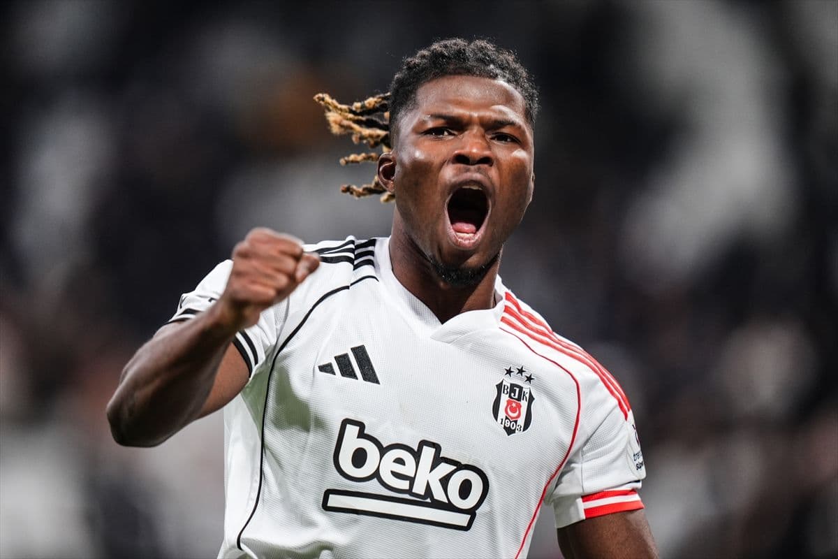 Beşiktaş'ta El Bilal Toure, yönetimi kararsız bıraktı