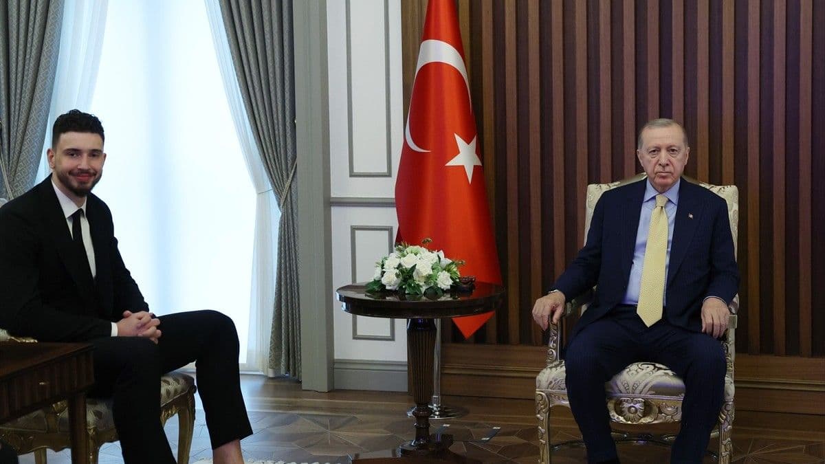 Cumhurbaşkanı Erdoğan, Alperen Şengün'ü kabul etti