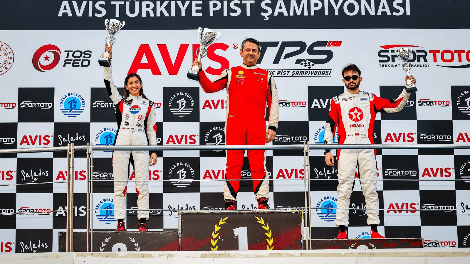 Formula 1 pistinde kadın pilot Seda Kaçan rüzgarı!