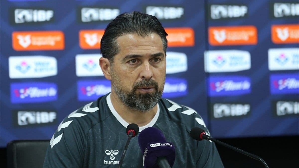 İlhan Palut'tan Trabzonspor açıklaması!