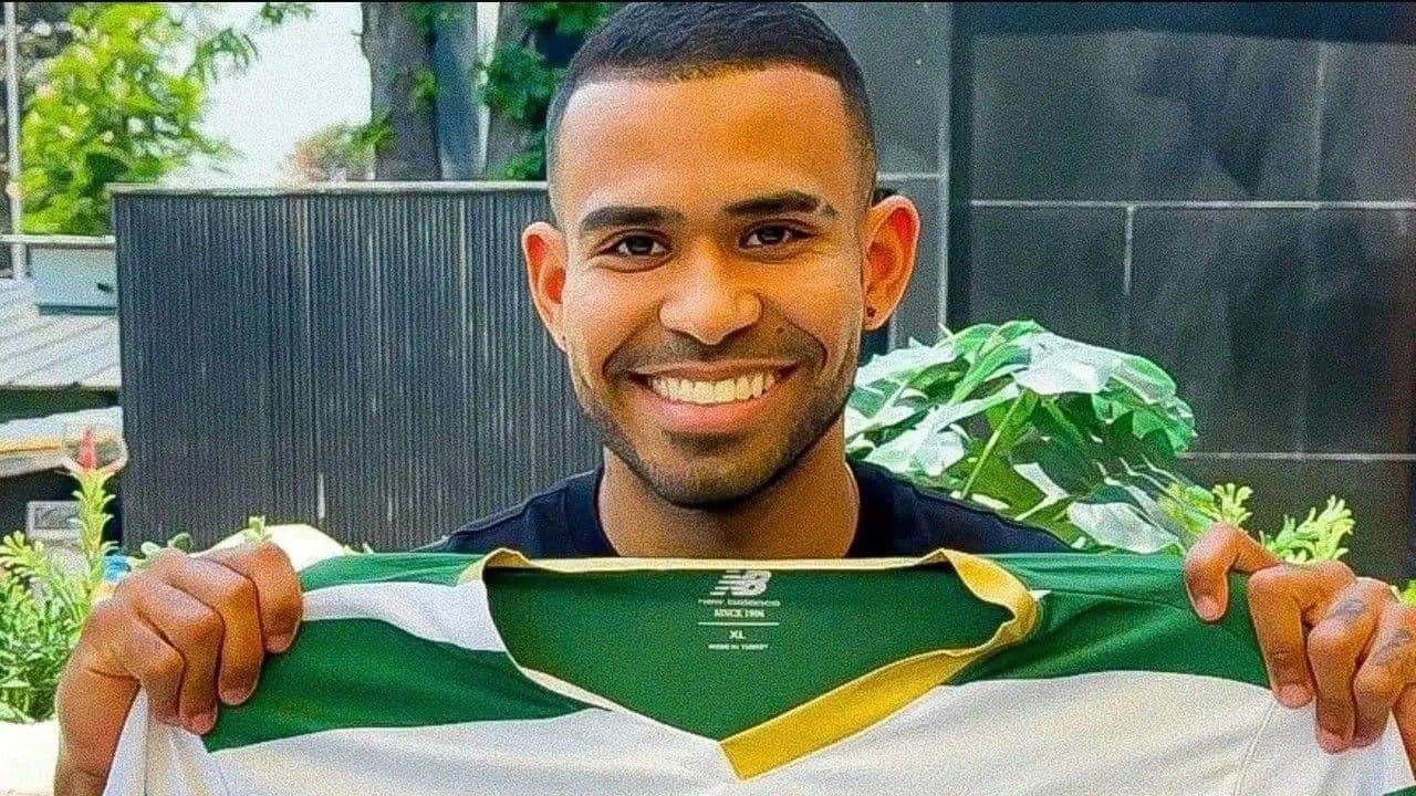 Bursaspor, yeni transferi Juergen Elitim'i resmen açıkladı