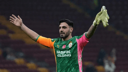 Galatasaray'da ikinci sakatlık! Oyuna devam edemedi