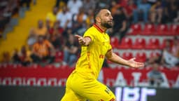Göztepe, Efkan Bekiroğlu’nun sözleşmesini uzattı!