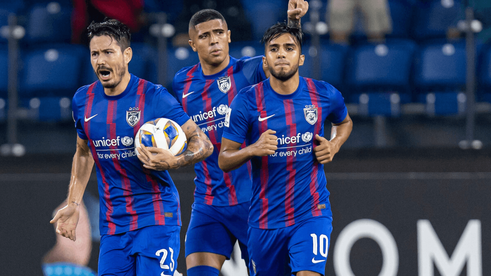 108 maçtır yenilmiyorlar! Dünya rekoruna 14 gol atarak yaklaştılar....