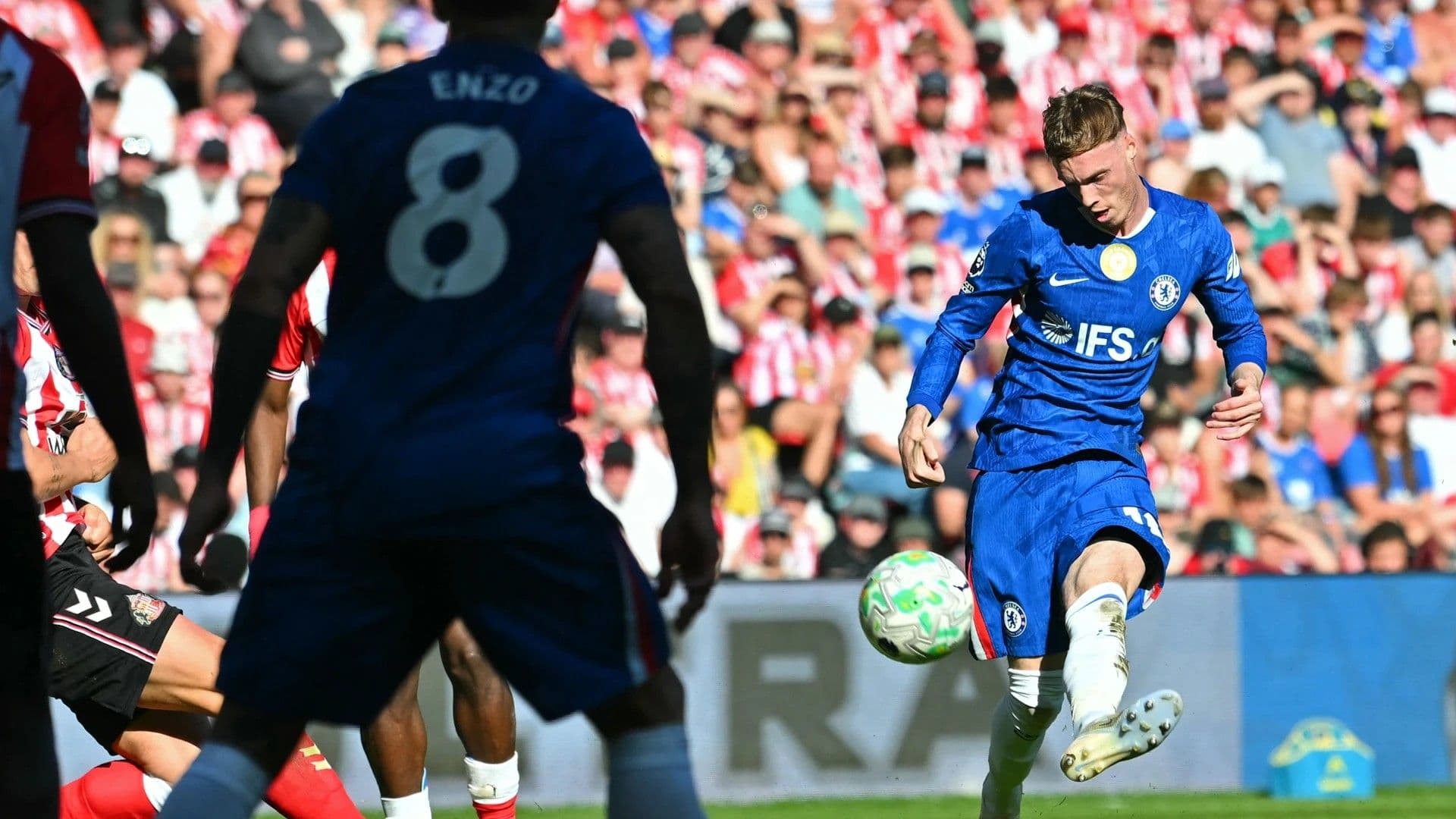 Transfere 339 milyon Euro harcayan Chelsea, Avrupa kupalarına katılamadı