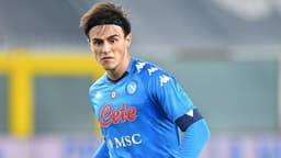 Napoli’de yol ayrımı! Eljif Elmas transferinde sıcak gelişme!