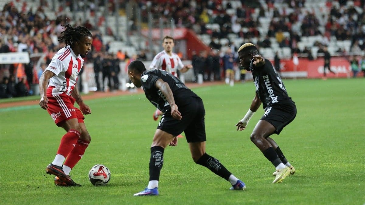 (ÖZET) Antalyaspor: 0 - Alanyaspor: 0 Maç Sonucu