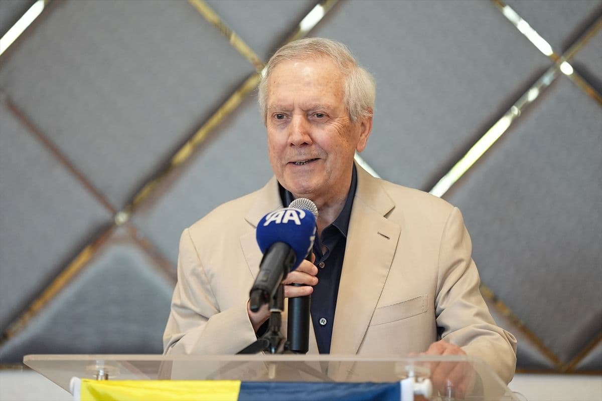 Aziz Yıldırım
