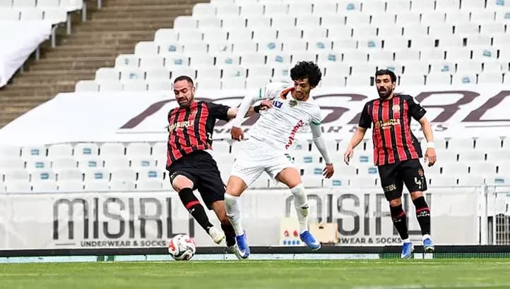 Fatih Karagümrük - Alanyaspor maçı