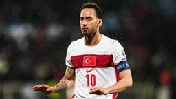 Hakan Çalhanoğlu'ndan Avustralya'ya cevap