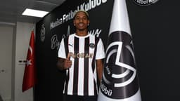 Manisa FK'dan Vargas için resmi teklif!