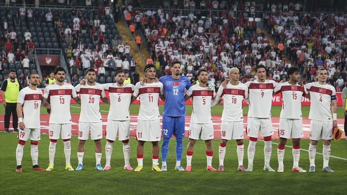A Milli Takım futbolcularının Dünya Kupası'nda giyecekleri forma numaraları belli oldu