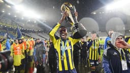 Fenerbahçe'den şaşırtan Musaba kararı: Teklifler...