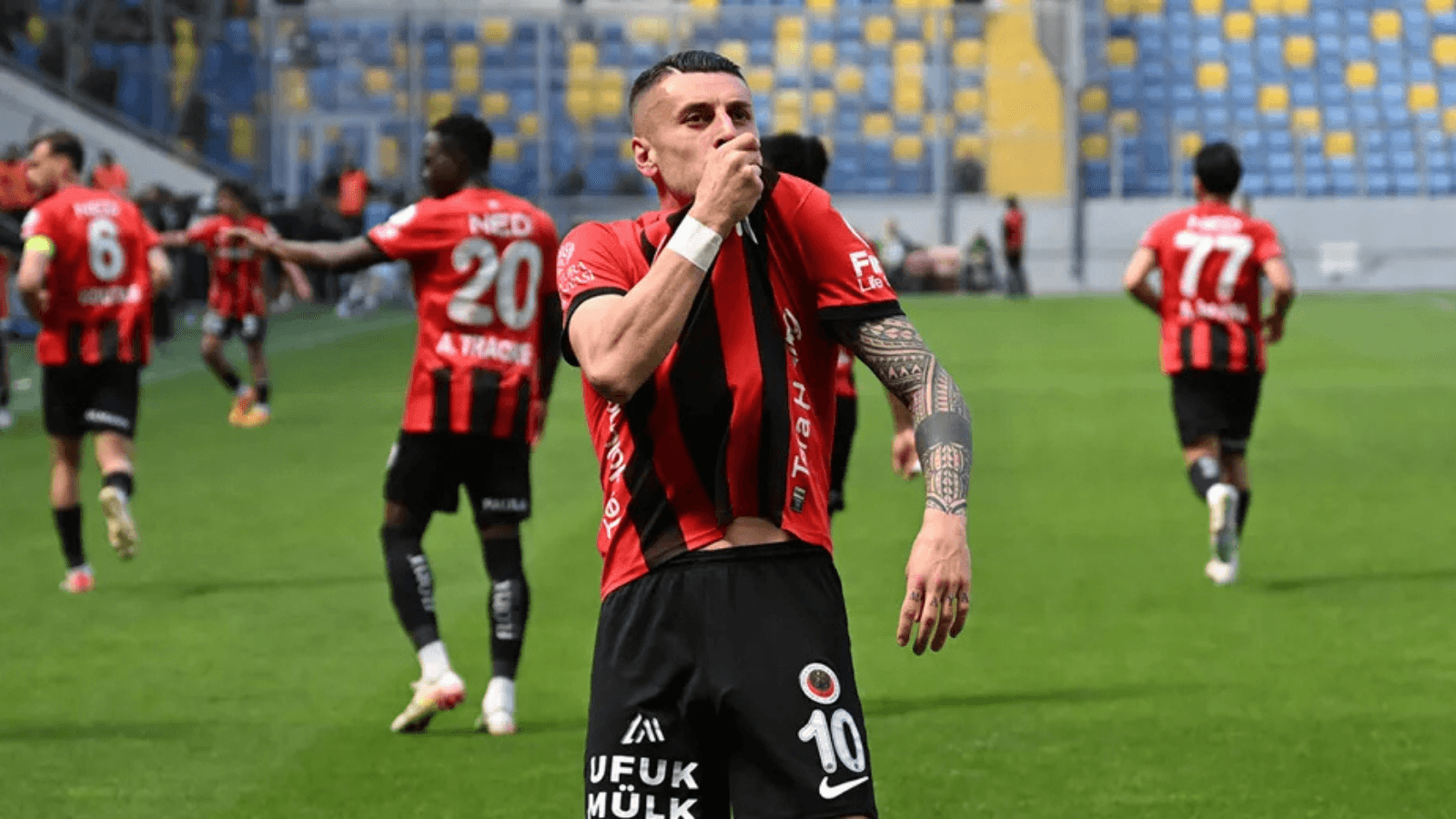 Trabzonspor’dan yerli hamle! Metehan Mimaroğlu transfer edildi
