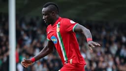 Diagne şampiyonun ilgisini çekti: Kesenin ağzını açtılar!