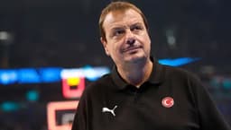 A Milli Basketbol Takımı Başantrenörü Ergin Ataman: "6'da 6 yaparak 2. tura gitmek istiyoruz"