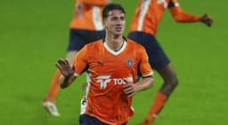 Galatasaray'dan Başakşehir'e Bertuğ Yıldırım için yeni teklif! Para + futbolcu...